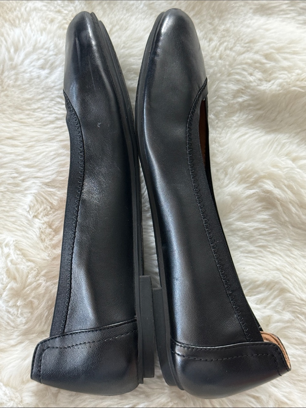 Vionic Caroll Orthotic Leather Ballet Flats - Picture 4 of 9